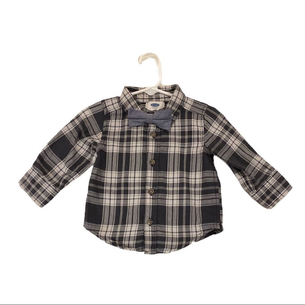 Boys Long Sleeve Button Down Shirt with Bow Tie - Picture 3 of 4
